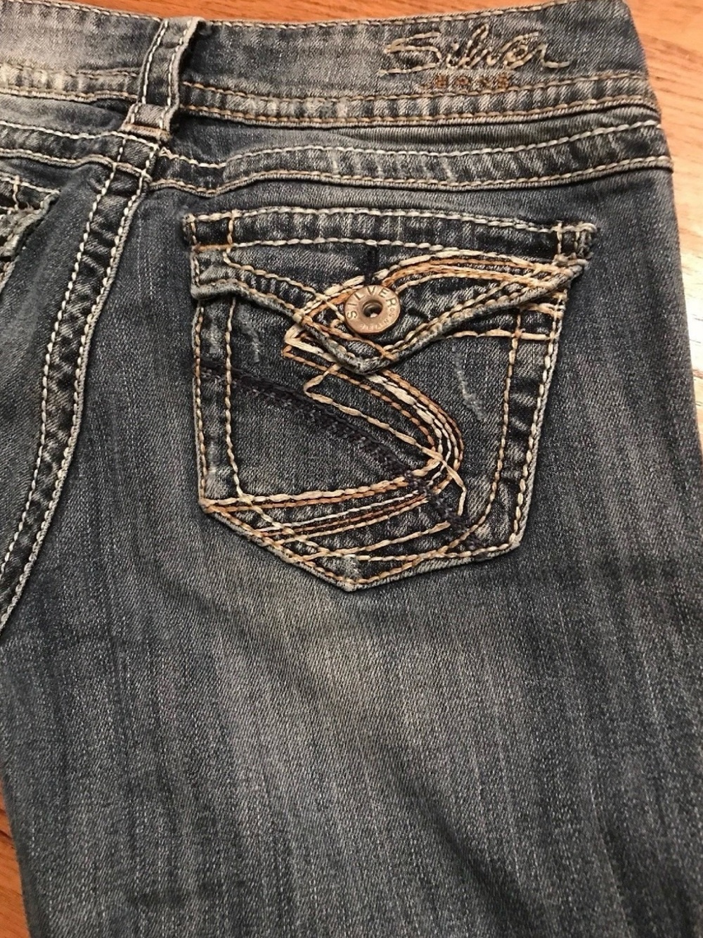 SILVER SUKI SURPLUS DISTRESSED BOOTCUT  Womens Blue Jeans SR31 26 x 30